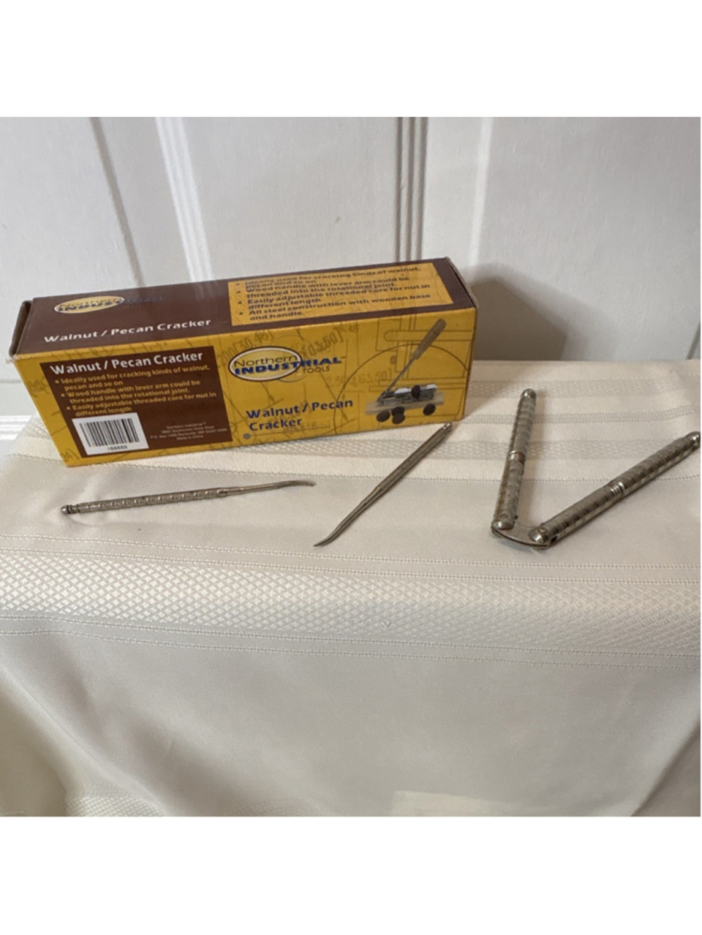 Northern Industrial Tools Walnut/Pecan Cracker Nutcracker 168589